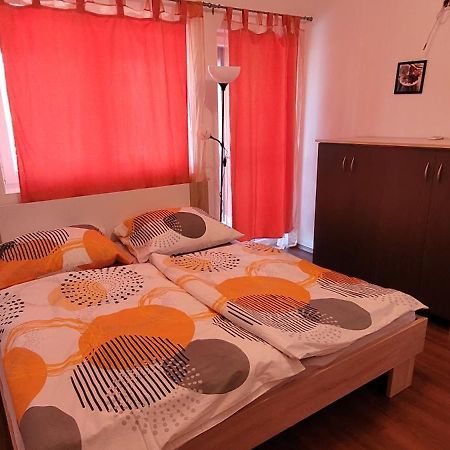 Ferienhaus Judit Alsoors Bagian luar foto